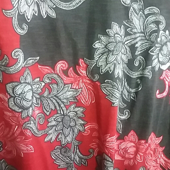 Charming Charlie Gray and Red Blouse - Picture 2 of 7